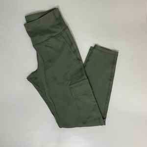 Old Navy Cargo 7/8 Compression Leggings